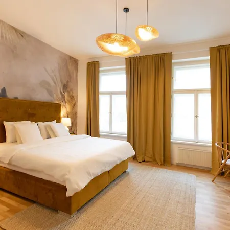 Welcometothejungleapartment